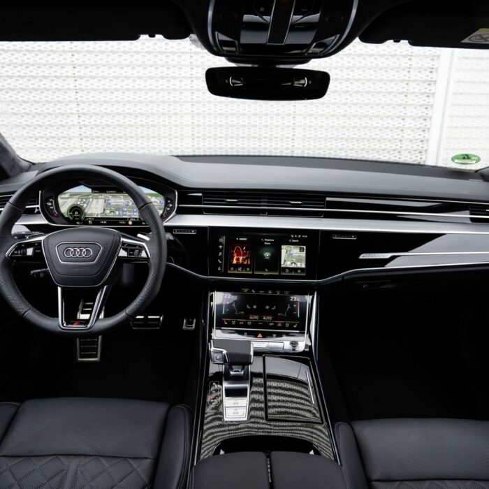 Intérieur cockpit audi A8
