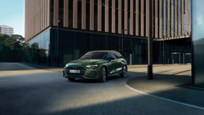 location Audi A3 sur route