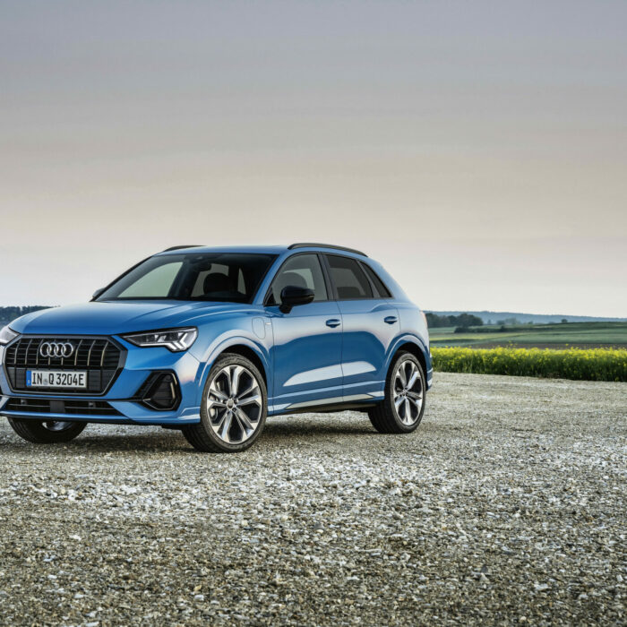 location audi Q3 vu de côté